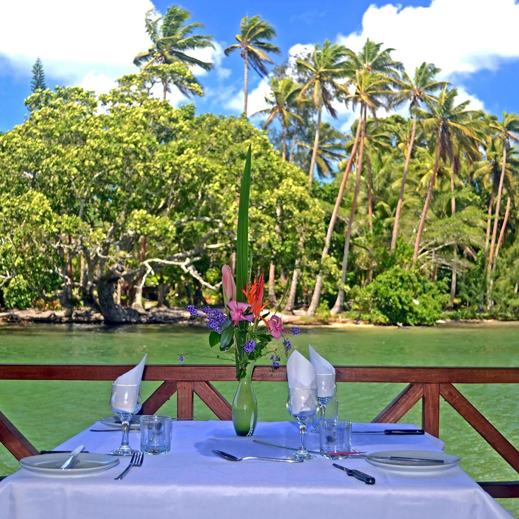 Tropicana Lagoon Apartments Port Vila Exterior photo